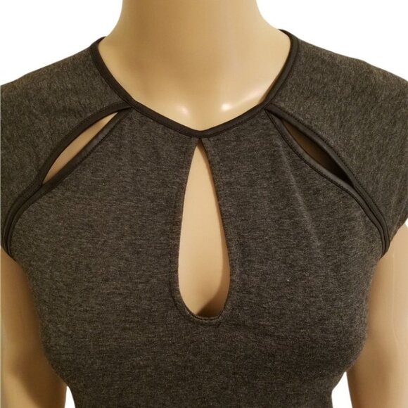 Cut Out Fashion Top - Picture 2 of 4